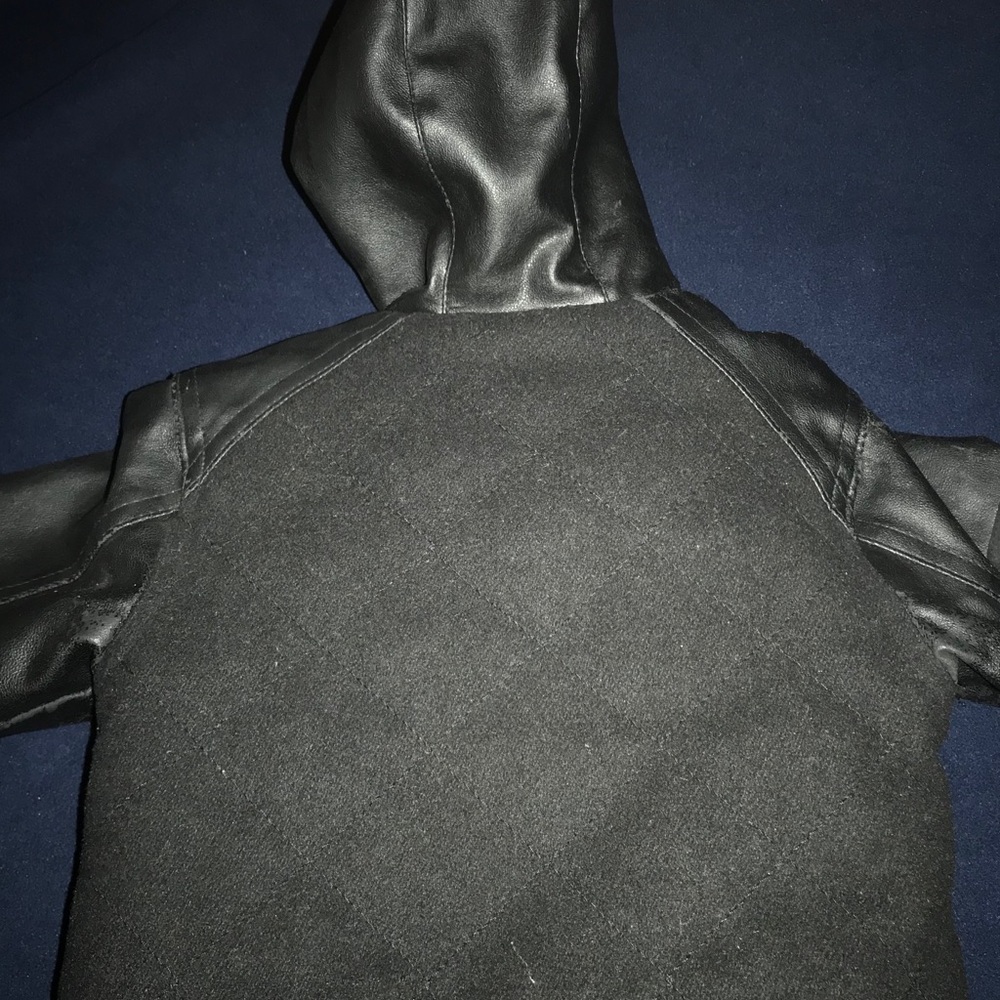 Coat - Picture 3 of 3